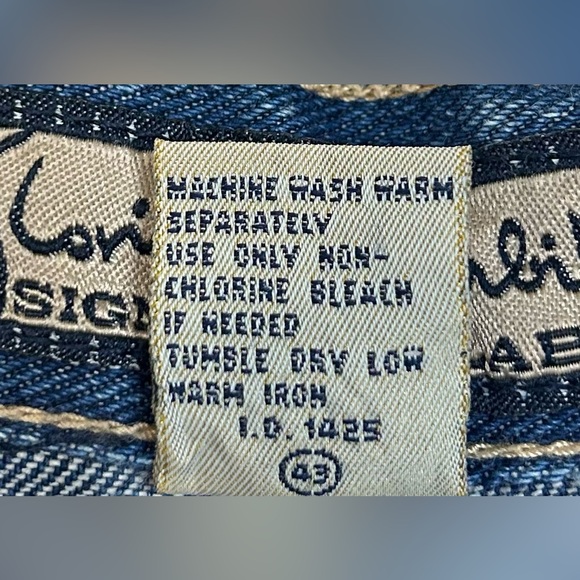 Blue Jean Shorts | Size 18 - Picture 4 of 5